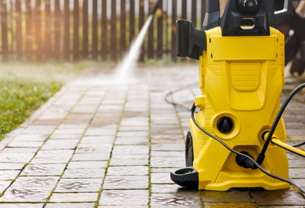 Best Playground Equipment Cleaning  in Chattahoochee, FL